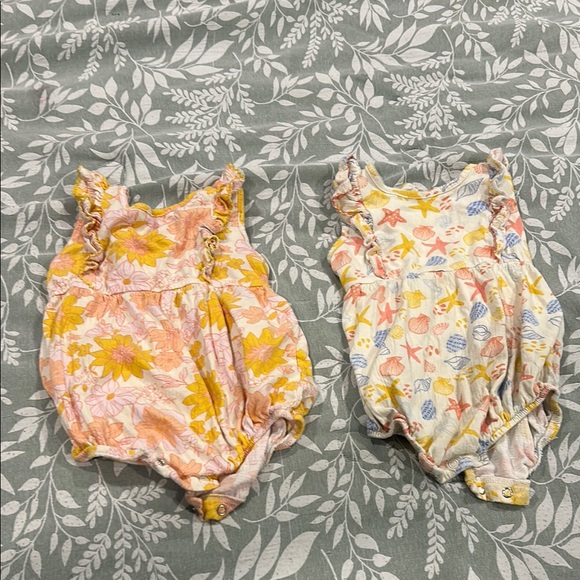 Floral Baby Rompers Set - Picture 1 of 1